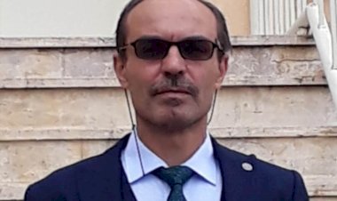 Şair Bahadır Özcan Akbaş